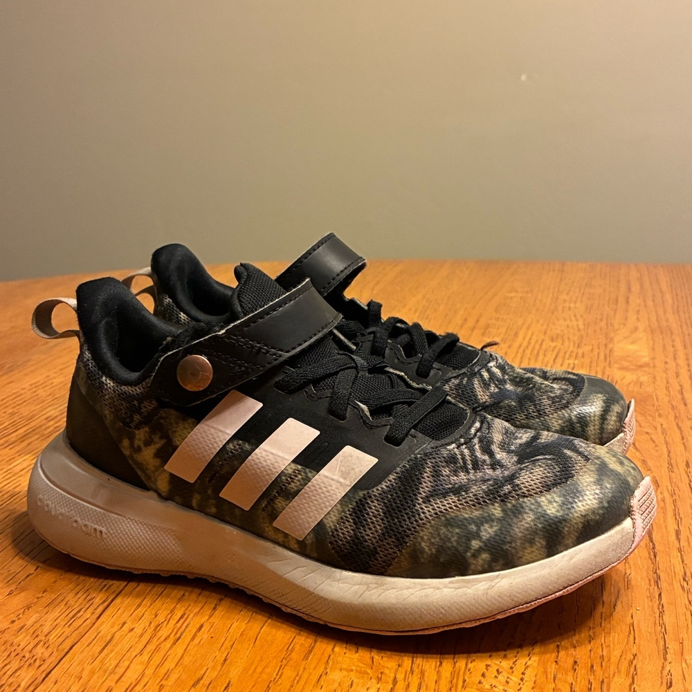 adidas Tensaur Run Kids Camo Print‎ Running Shoes IF9156 Sneakers Size 2